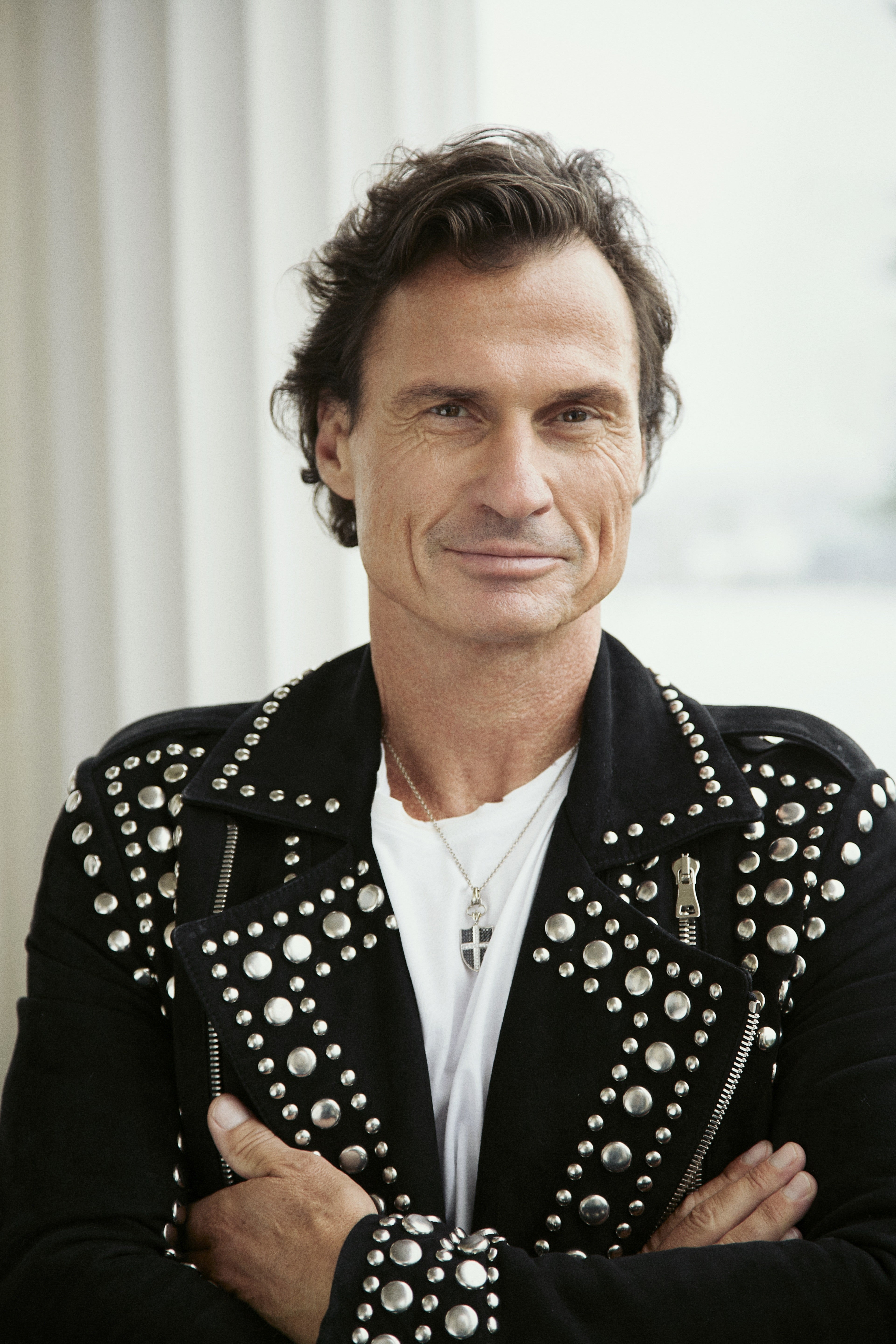 Petter Stordalen ut av Strawberry Publishing