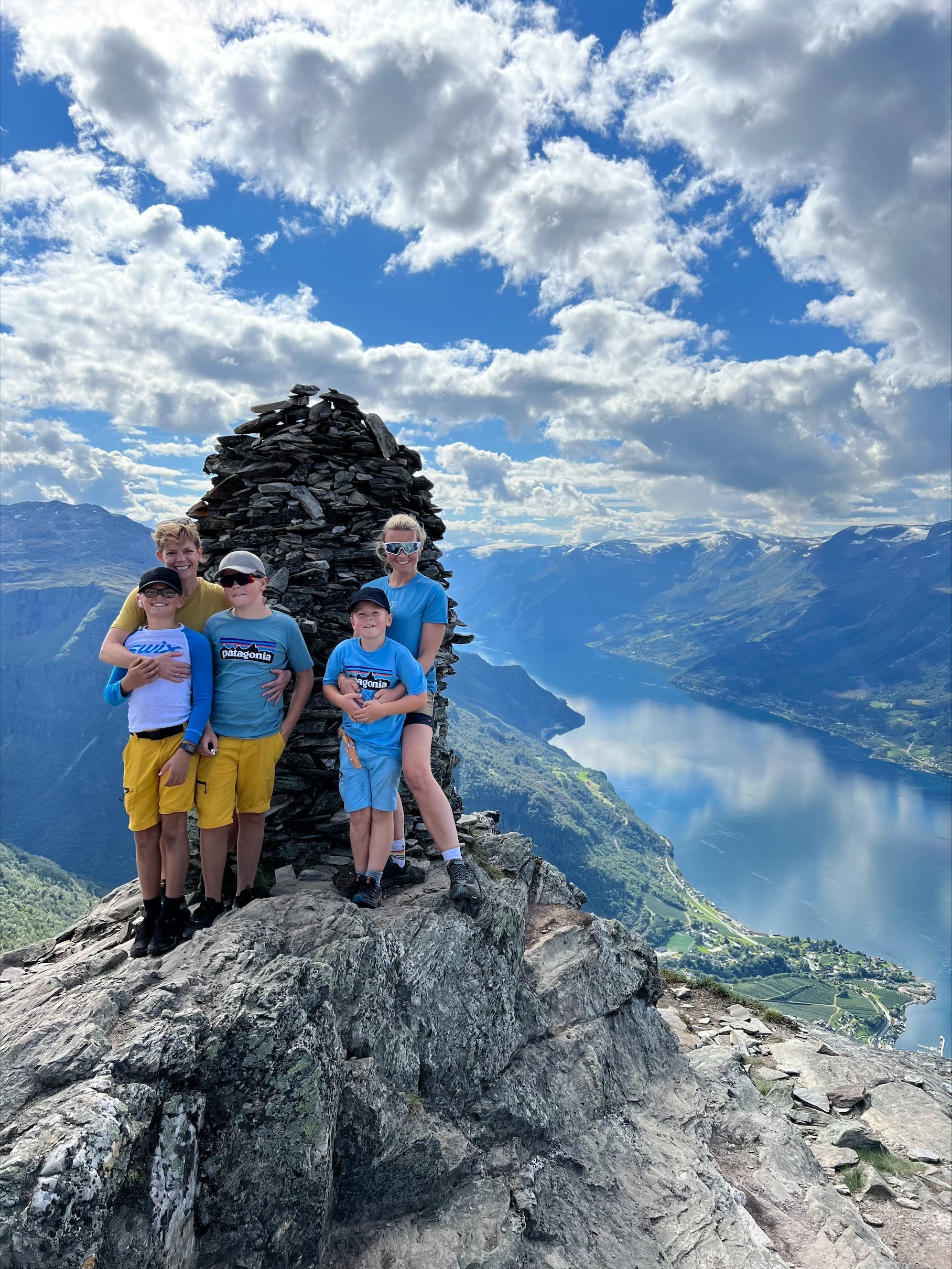 Slik motiverer du barn på tur!